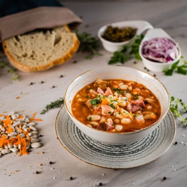 Ciorba de fasole boabe cu ciolan 400ML