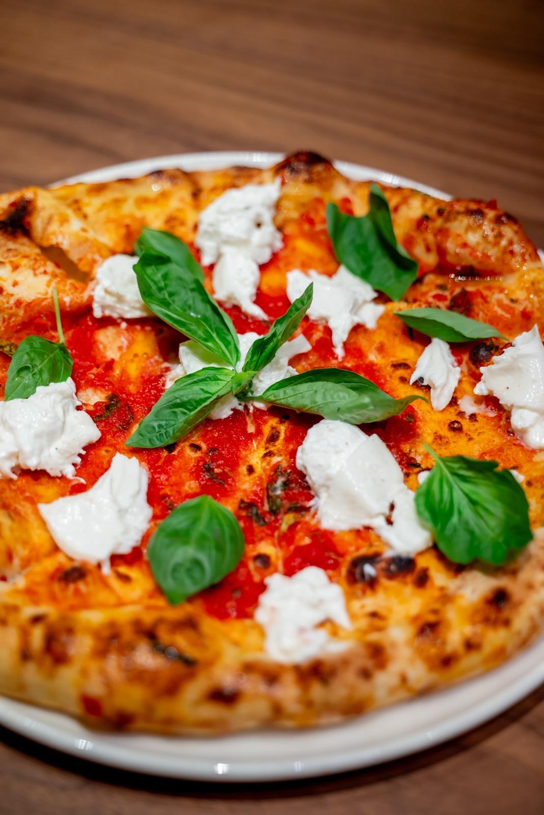 PIZZA MARGHERITA NAPOLETANA 470 G